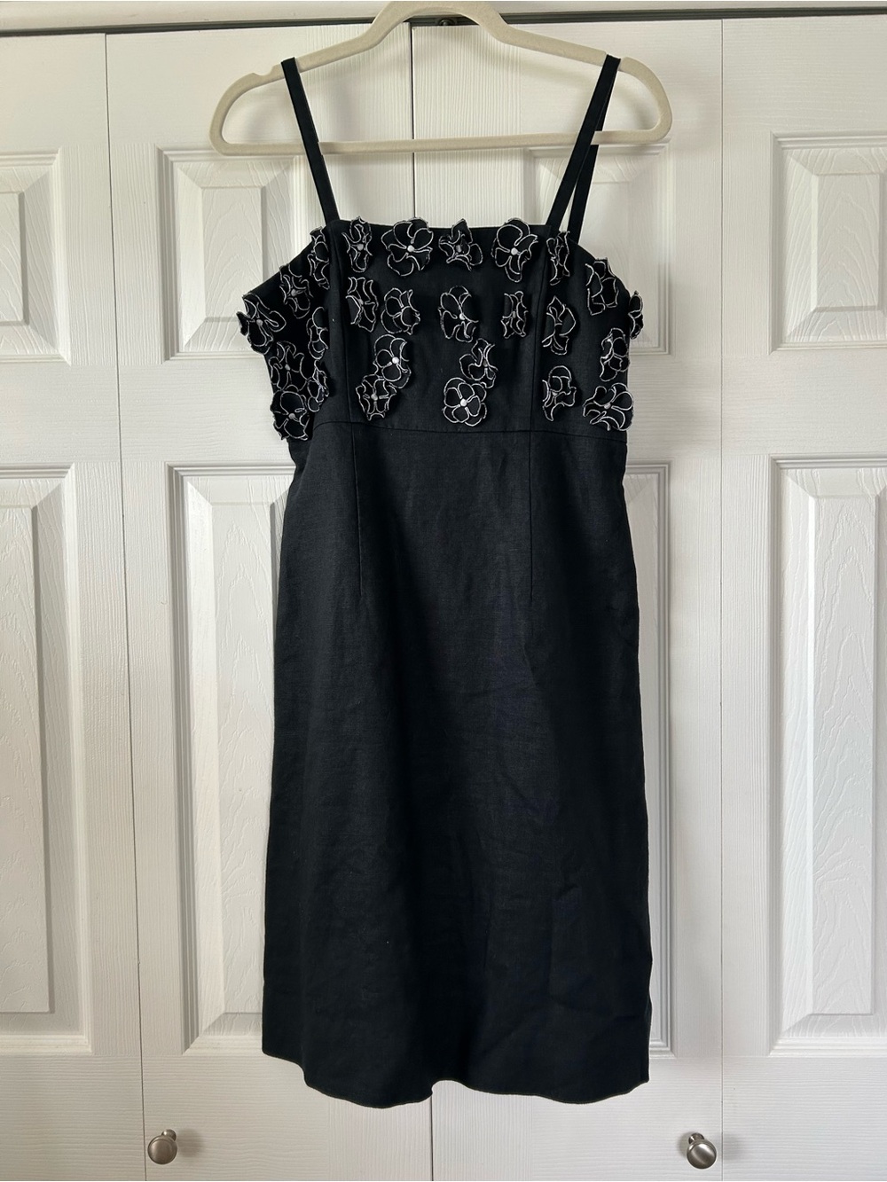 Catherine Stewart Black 100% Linen 3D Floral Applique Dress Size 4